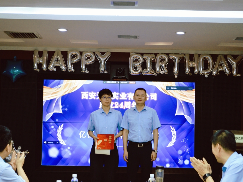 6678e1d1563d8.jpg 18.jpg